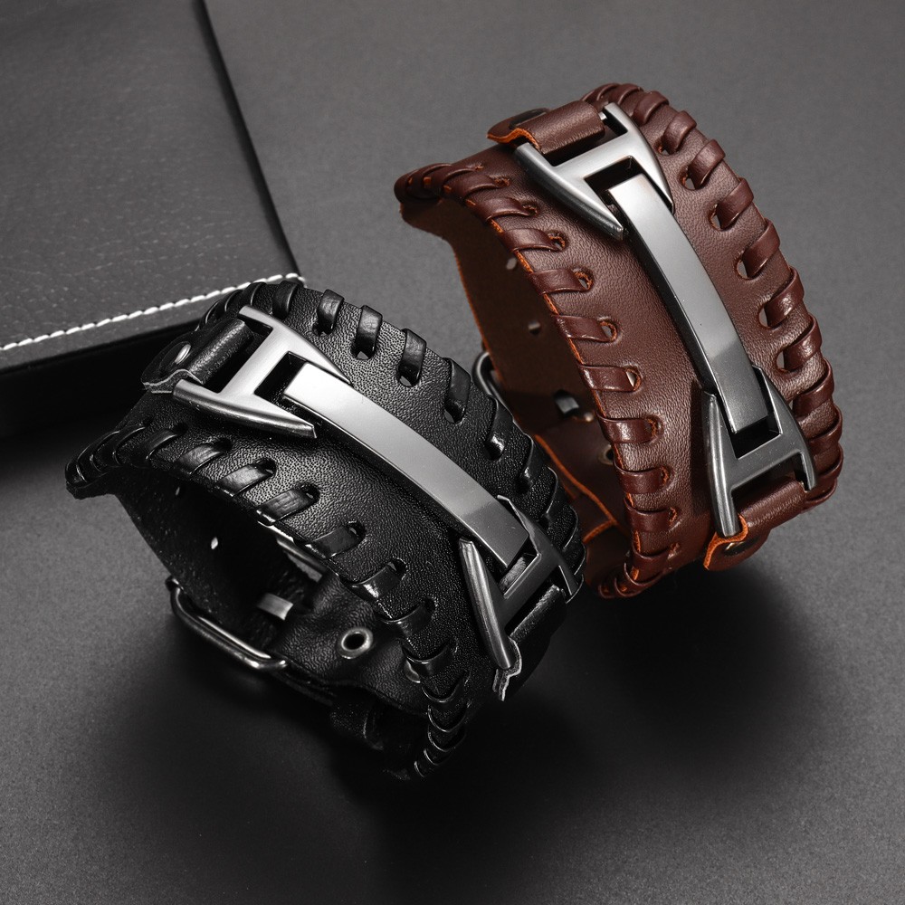 Model Kit Quick - Bracciale in Pelle Stile Punk alla