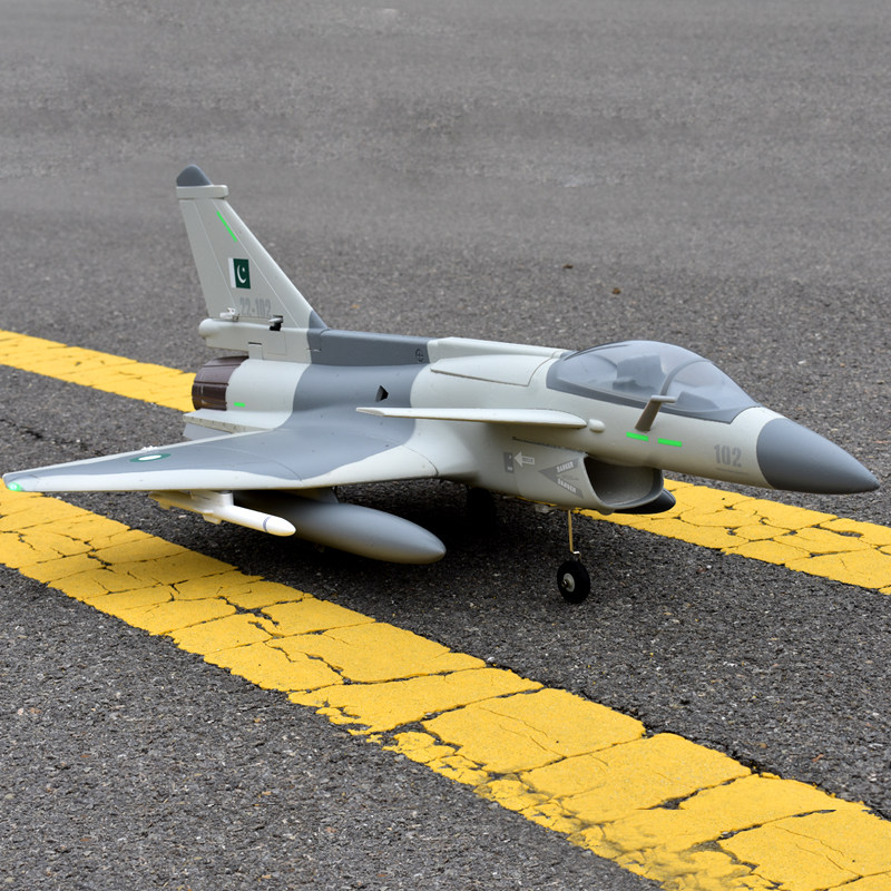Aereo RC Rheagle Modello J-10  - Model Kit Expert recensione e prezzo