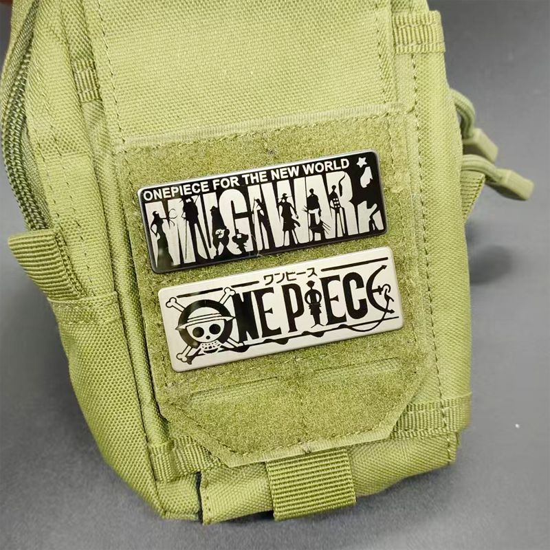 Badge in metallo con teschio p - Model Kit One Piece Bandai recensione e prezzo