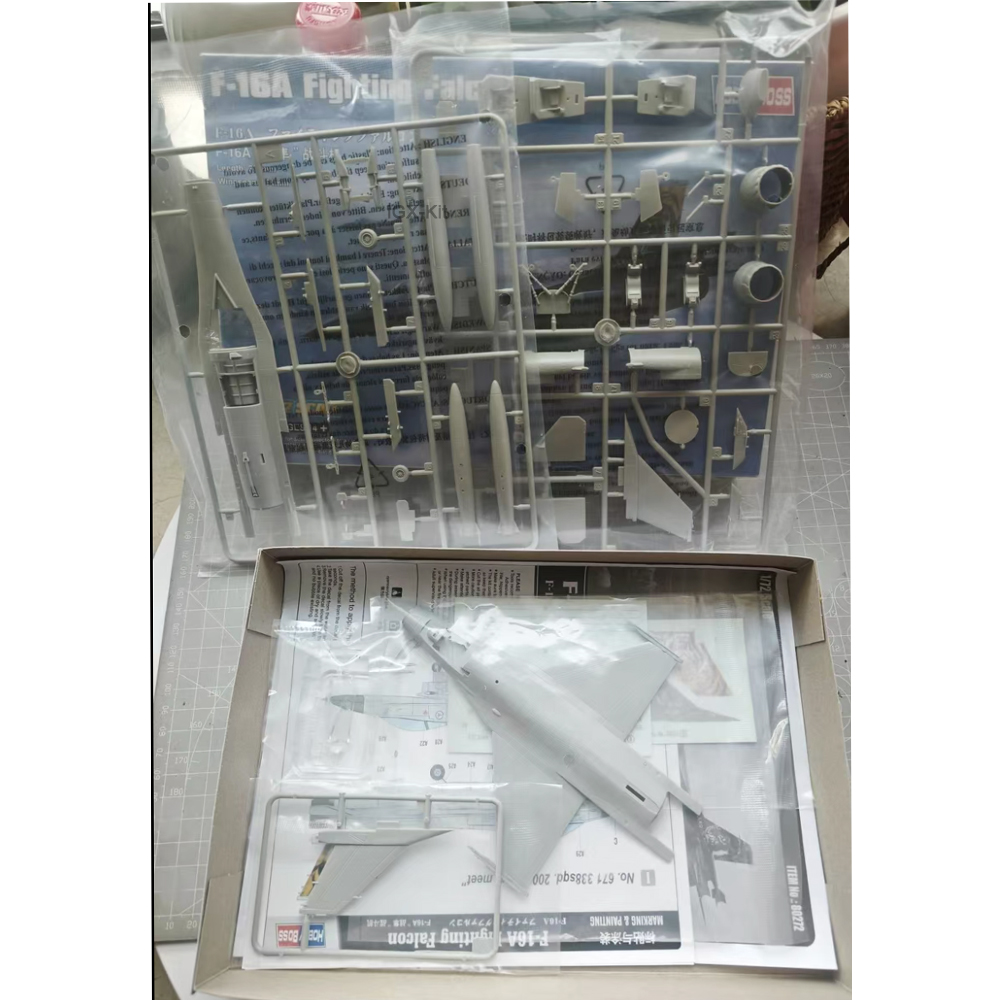 Hobbyboss 80272 Modellino in P - Model Kit F16 recensione e prezzo