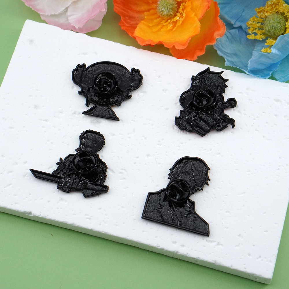 Set di 4 spille in metallo sma - Model Kit One Piece Bandai recensione e prezzo