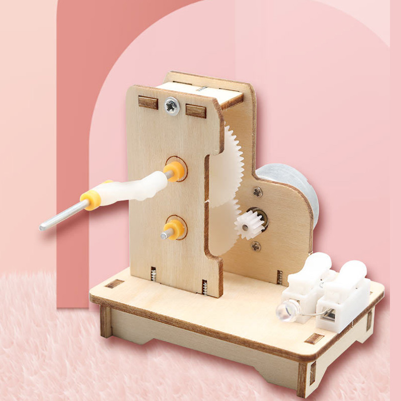 Mini generatore manuale fai-da - Model Kit Walmart recensione e prezzo