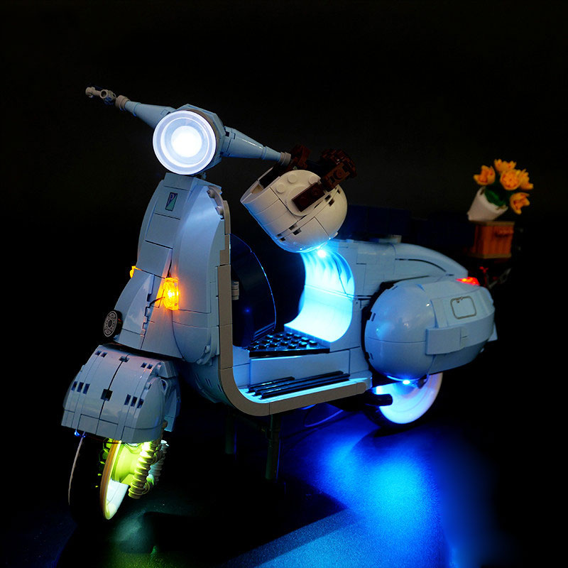 Kit luce LED per LEGO 10298 Ro - Model Kit Vespa recensione e prezzo