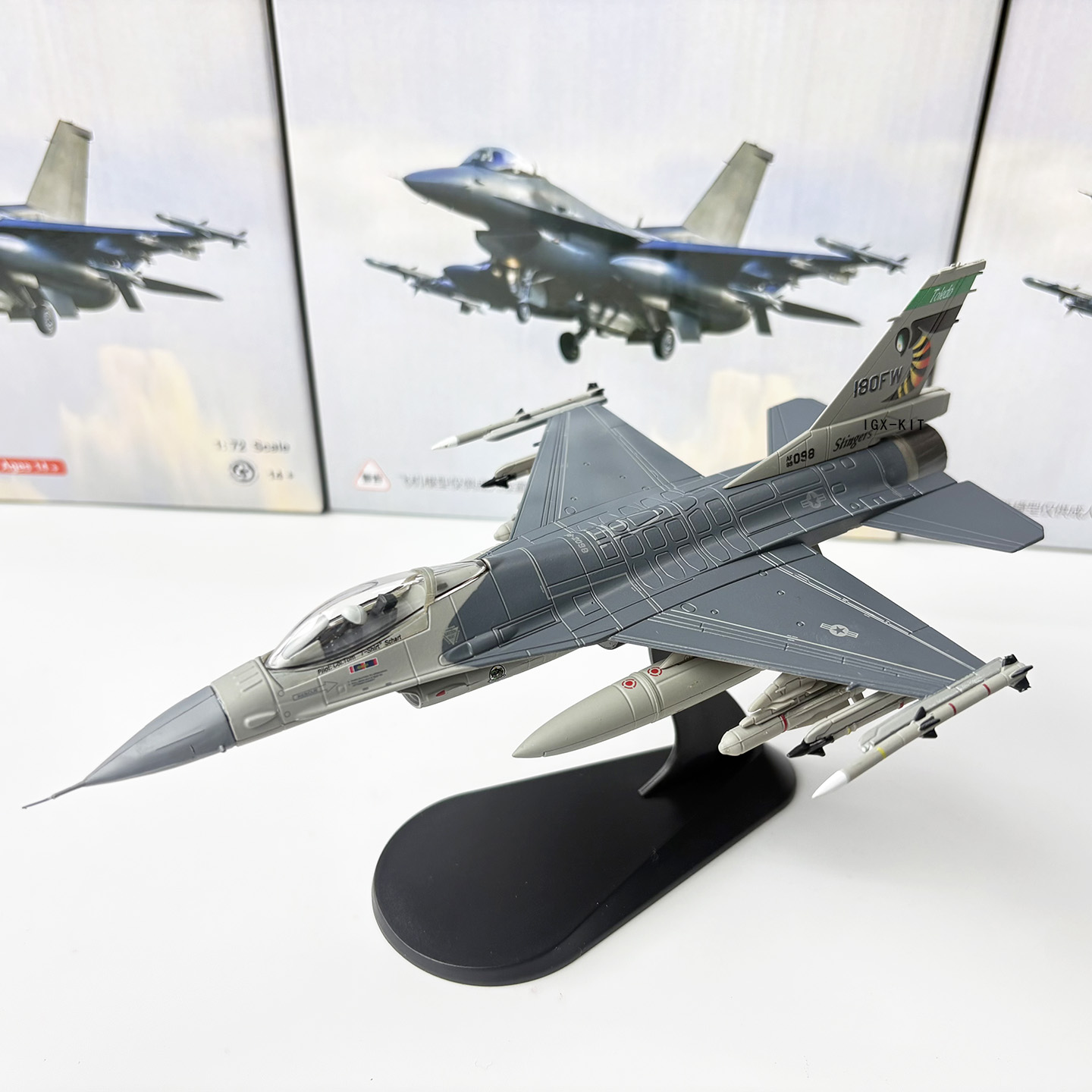 Modellino in Scala 1/72 dell'A - Model Kit F16 recensione e prezzo