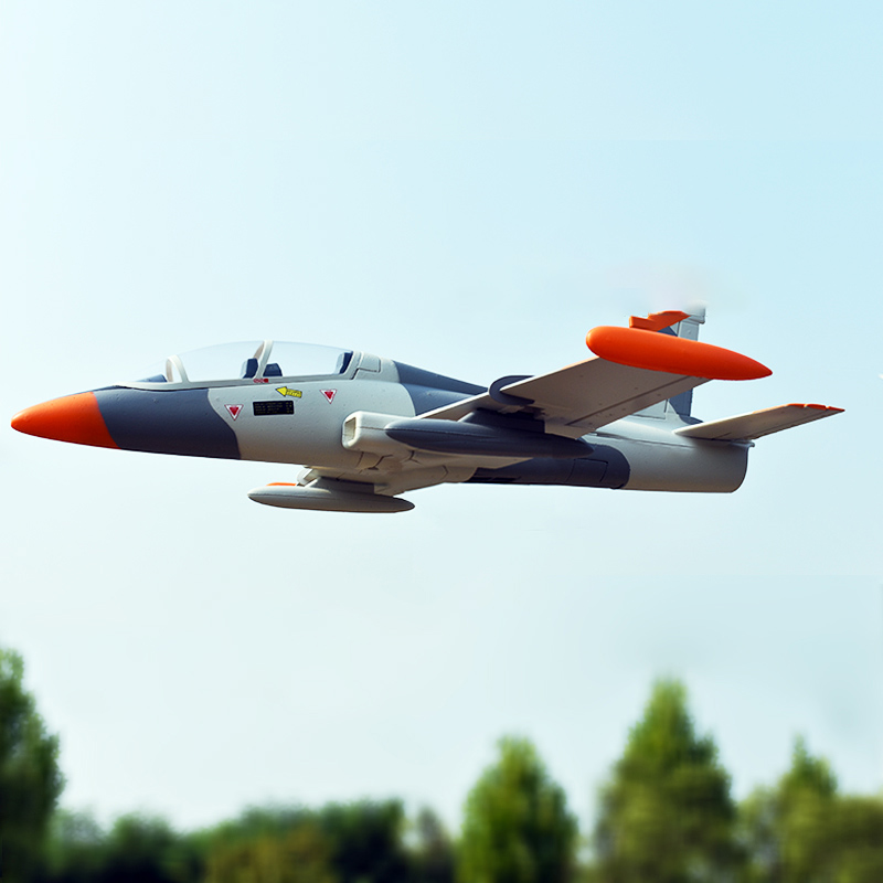 Modello di aereo telecomandato - Model Kit Expert recensione e prezzo